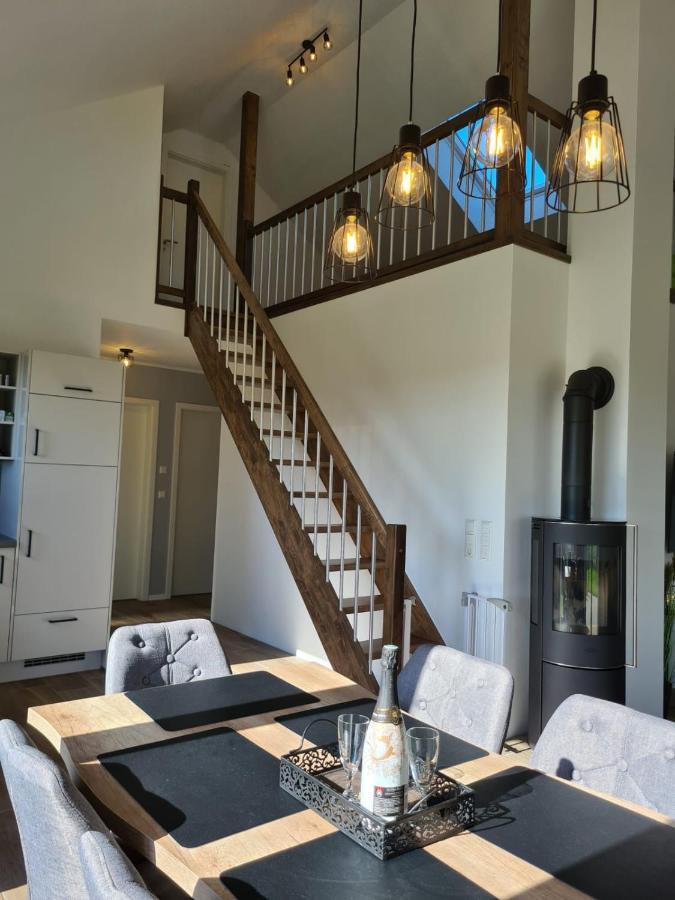 Haus Kuestenbrise - Urlaub Mit Hund An Der Kueste Mit Eigenen Garten, Sauna Und Gemuetlichen Kaminfeuer Schweiburg Eksteriør billede